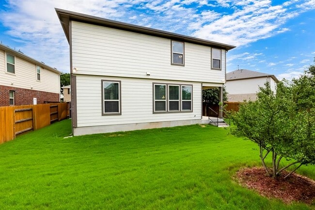 Building Photo - 14400 McCoy Lp