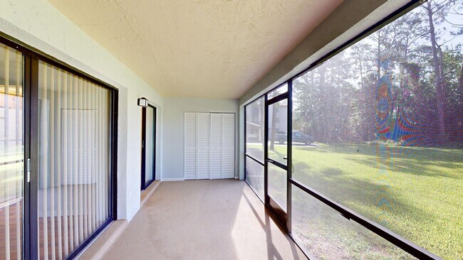 Building Photo - Spacious 2Bed/ 2Bath Condo In Indigo Point - Daytona  *Large Screened In Patio * Water Included *...