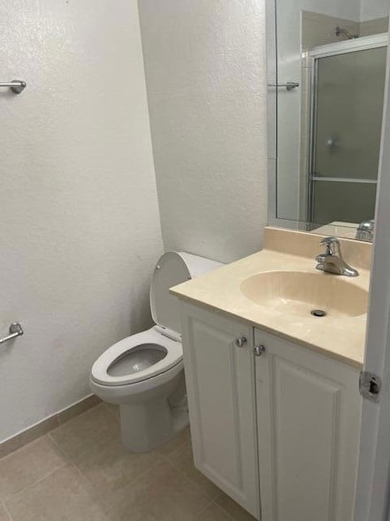 Building Photo - 4194 Napoli Lake Dr