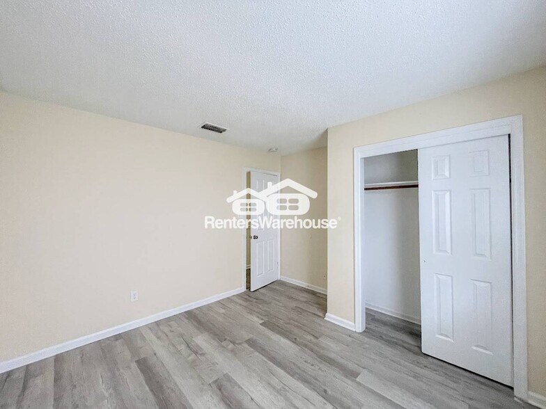 Building Photo - 965 Daniel Maloney Dr