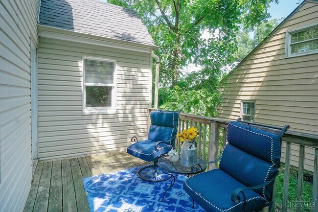 Building Photo - 1090 Birney Ln
