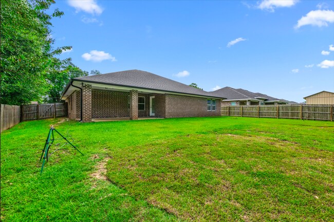 Building Photo - 5891 Anderson Ln