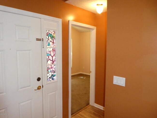 Building Photo - 955 Otter Creek Dr