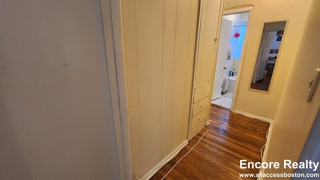 Building Photo - 1999 Commonwealth Ave