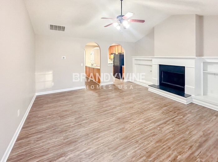 Building Photo - 4830 Buckeye Pl