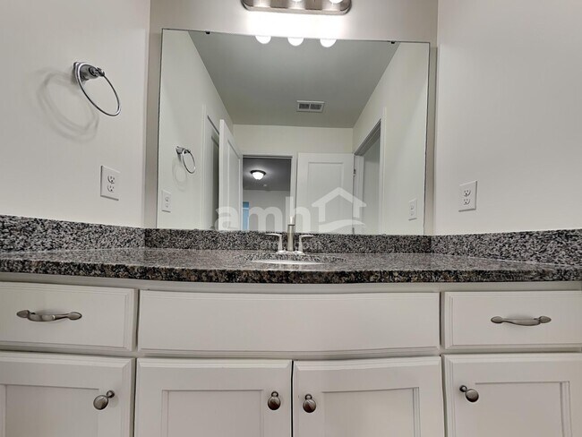 Building Photo - 3471 Shady Cove Ct