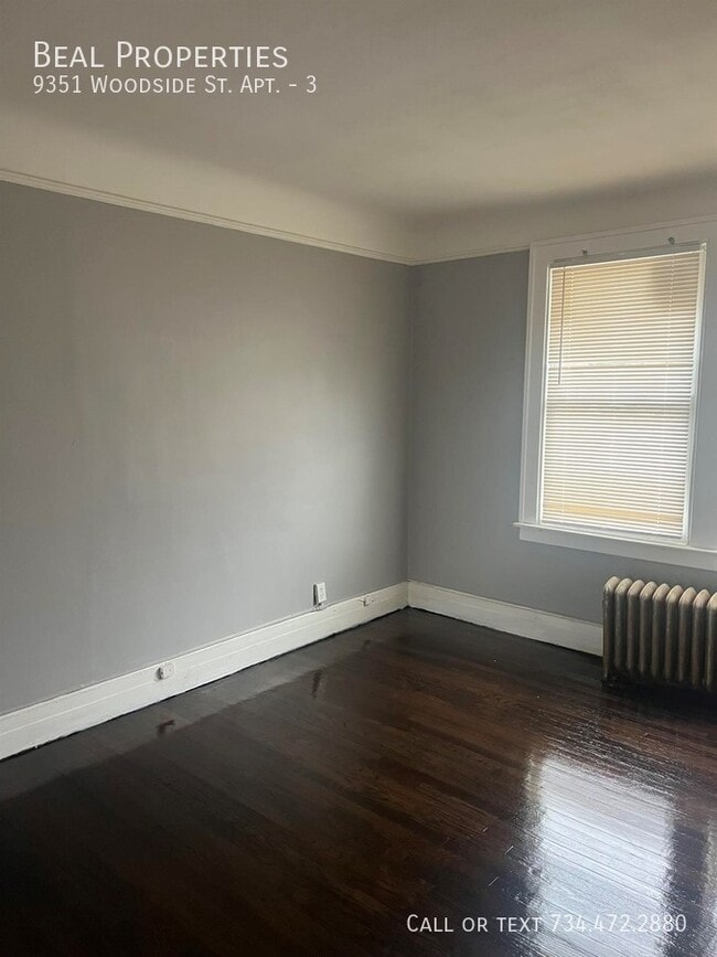 Building Photo - 9351 Woodside St