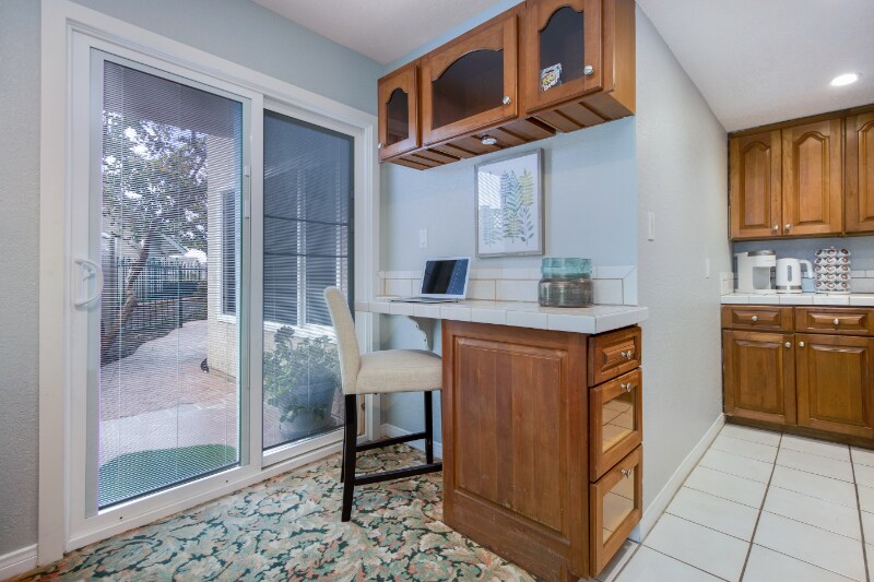 Building Photo - 247 N Sandpiper Cir