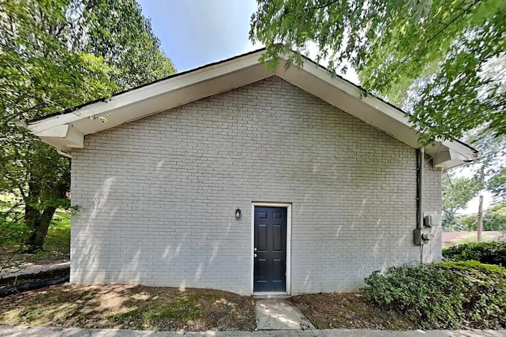 Building Photo - 691 Frankfort Dr