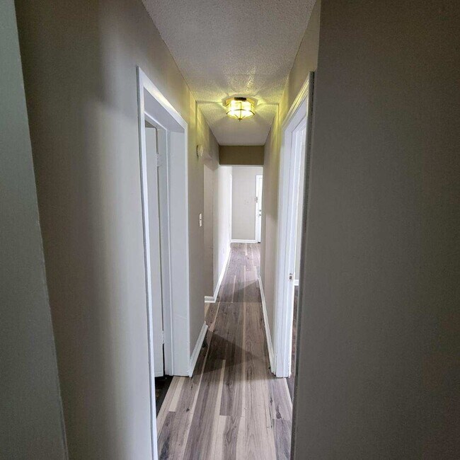 Building Photo - 1409 Bradt St