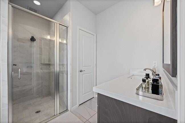 Building Photo - 904 Azul Lagoon Dr