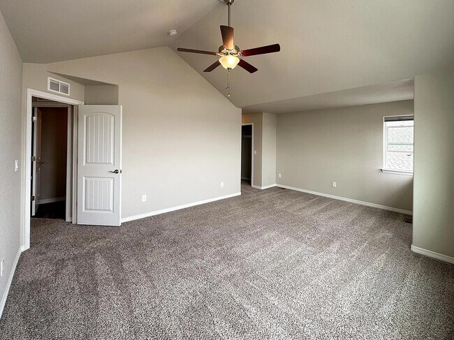 Building Photo - Stunning 3,000sqft home in Bradley Ranch!