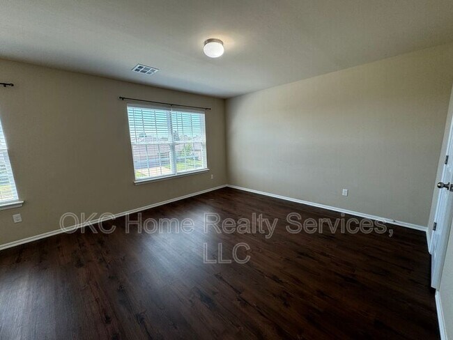 Building Photo - 13228 Bridgewater Dr