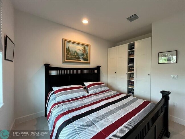Building Photo - 11711 SW River Crossing Pl