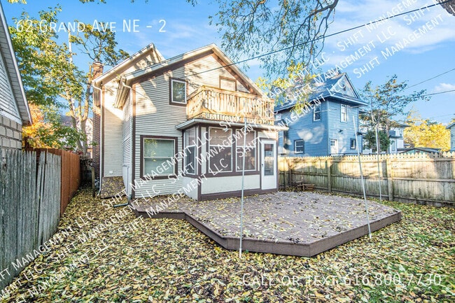 Building Photo - 62 Grand Ave NE