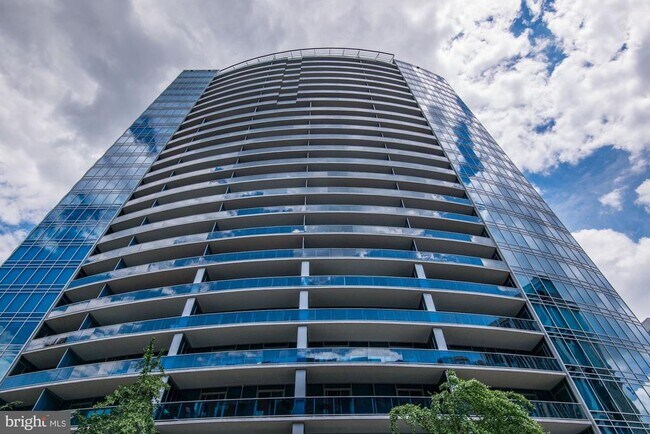 Building Photo - 1881 N Nash St