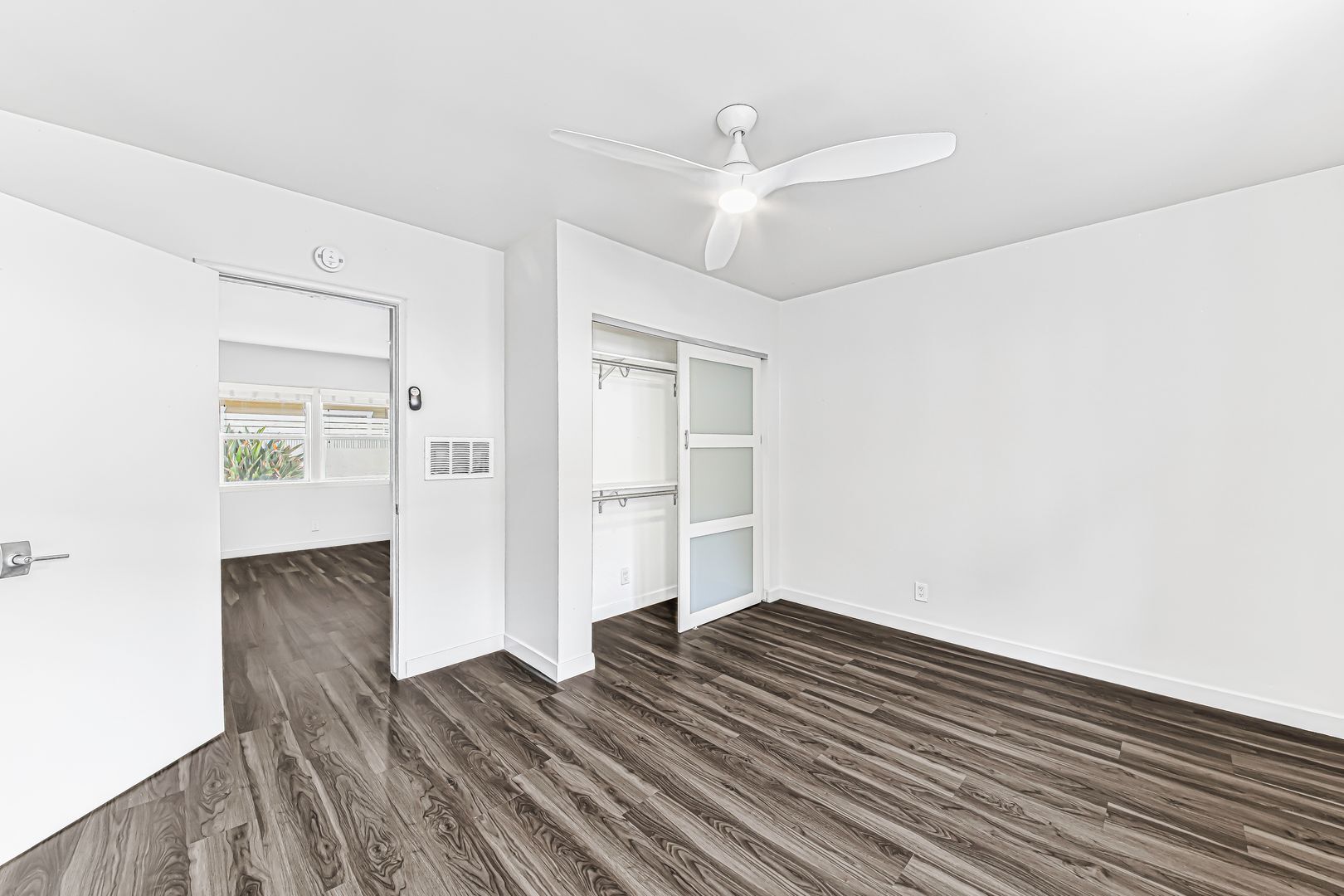 Building Photo - 4308 E 4th St