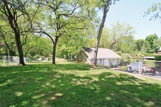 Building Photo - 4417 Saunders Ave