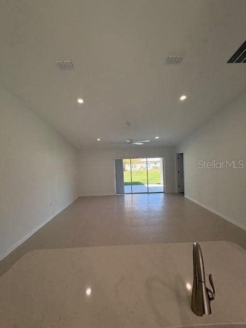 Building Photo - 40 Butternut Dr