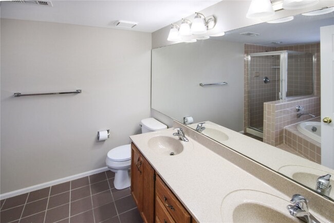 Building Photo - 411 Shirley Ridge Dr