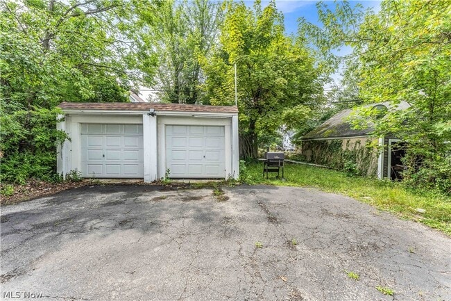 Building Photo - 3428 Altamont Ave