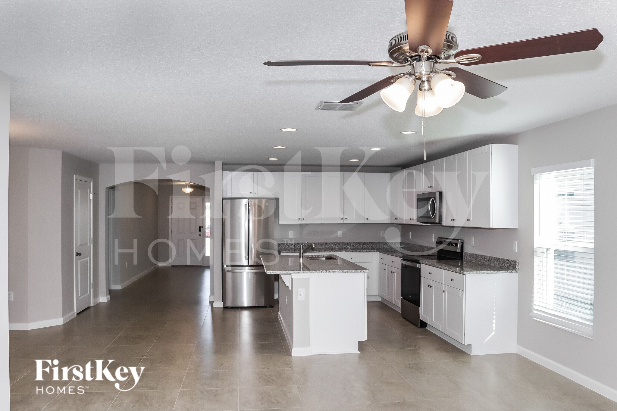 Building Photo - 445 Earhart Dr