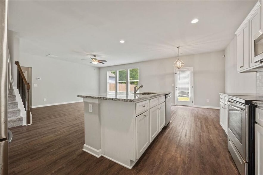 Building Photo - 139 Hunts Ml Cir