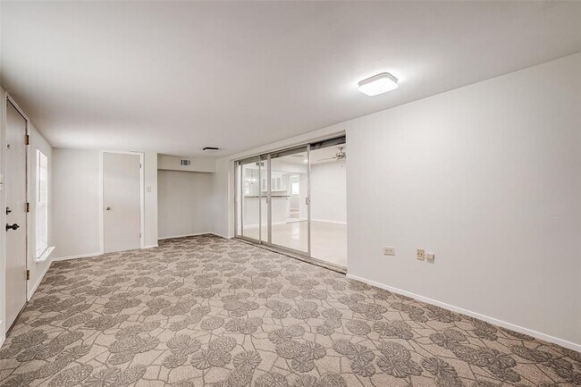 Building Photo - 4115 Mischire Dr