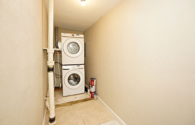 Building Photo - 503A McKinney St