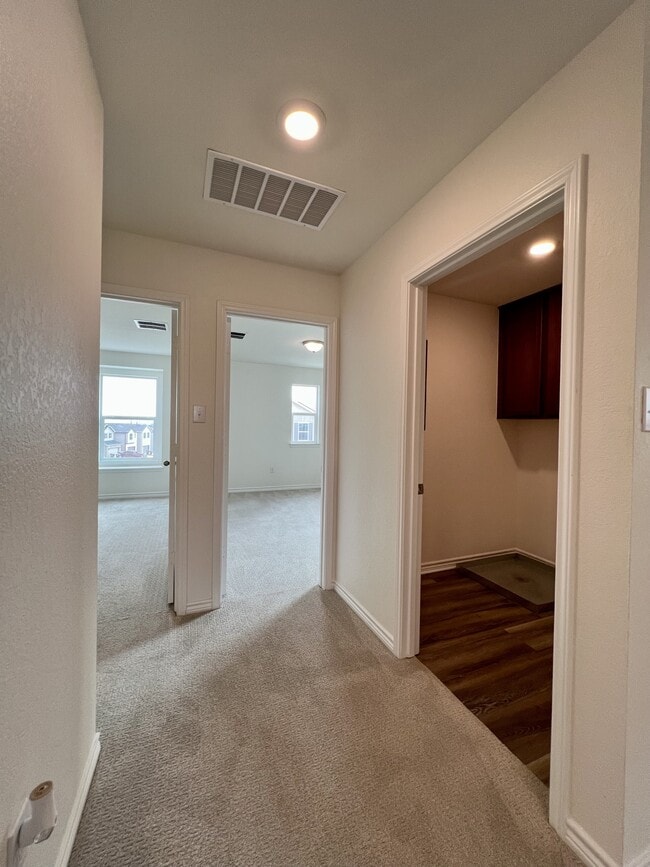 Building Photo - 14839 Vance Jackson Rd