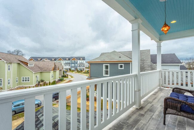 Building Photo - 1494 Madison St