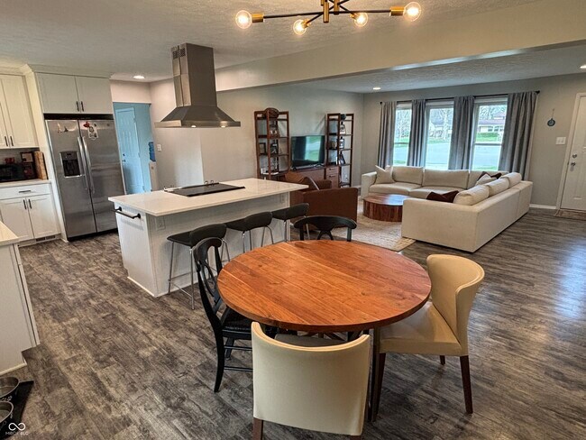 Building Photo - 41 Blairsden Ave