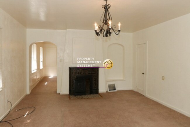 Building Photo - 309sa - S