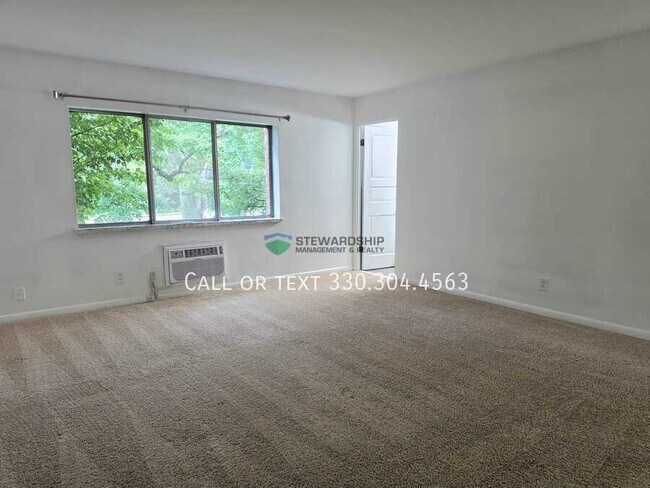 Building Photo - 3939 Market Ave N