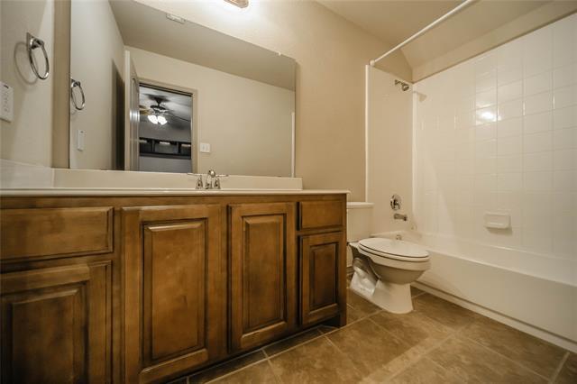 Building Photo - 2813 Sheridan Dr