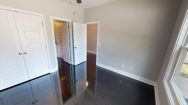 Building Photo - **COMING SOON** Spacious 3 Bedroom, 2 Bath Single-Family Home — Nashville Style in Clarksville!