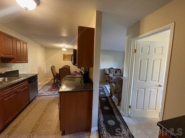 Building Photo - 2980 Alta View Dr