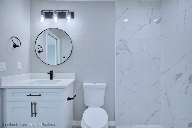 Building Photo - 275 Cumquat Rd NW