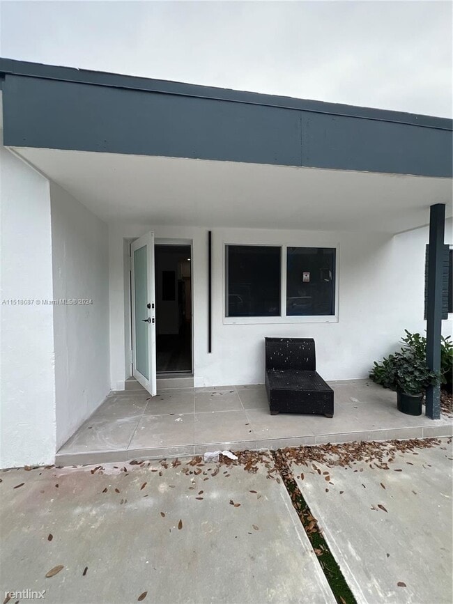 Building Photo - 3 br, 2.5 bath House - 5511 NW 1st Ave # 5511