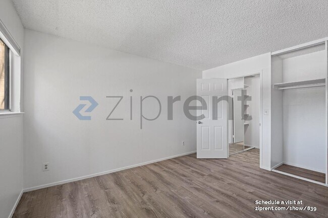 Building Photo - 1060 Oak Grove Rd