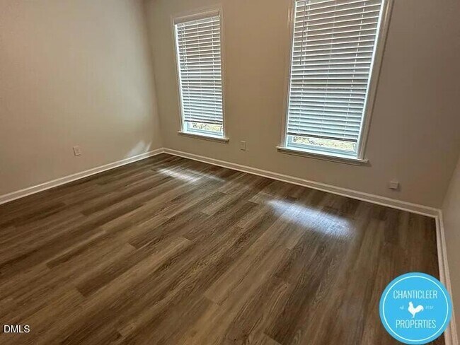 Building Photo - 24 Bashford Rd