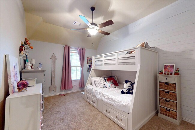 Building Photo - 25003 Stratton Meadows Dr