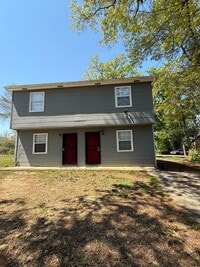 Building Photo - Cozy 2 bedroom Townhouse Close to Downton