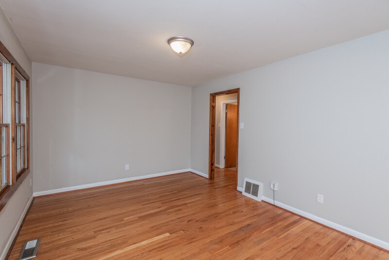 Building Photo - 980 St Brendan Ln