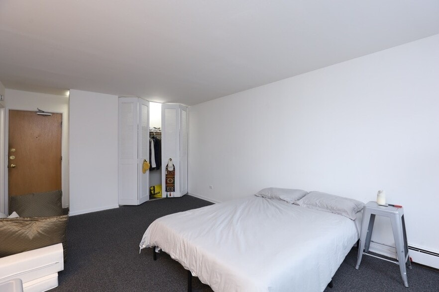 Building Photo - 520 Aldine