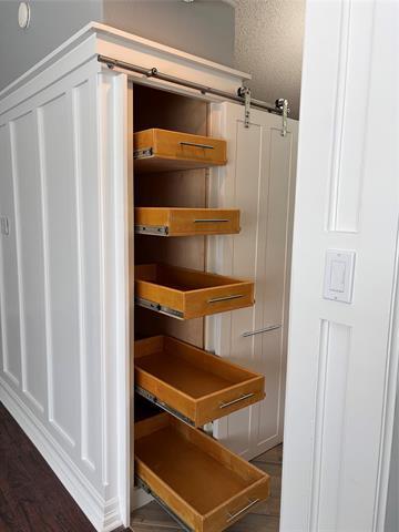 Building Photo - 1902 High Meadow Dr