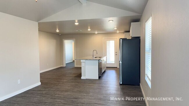 Building Photo - 8007 Date Ave