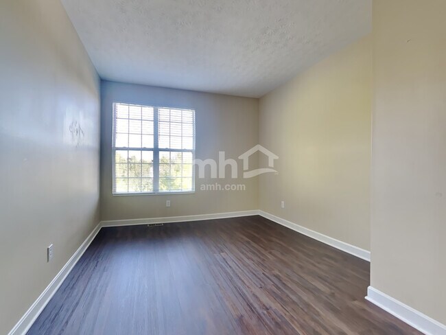 Building Photo - 1542 Quarter Horse Cir