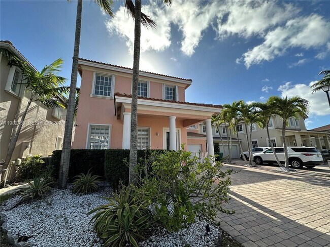 Building Photo - 27866 SW 142nd Ave