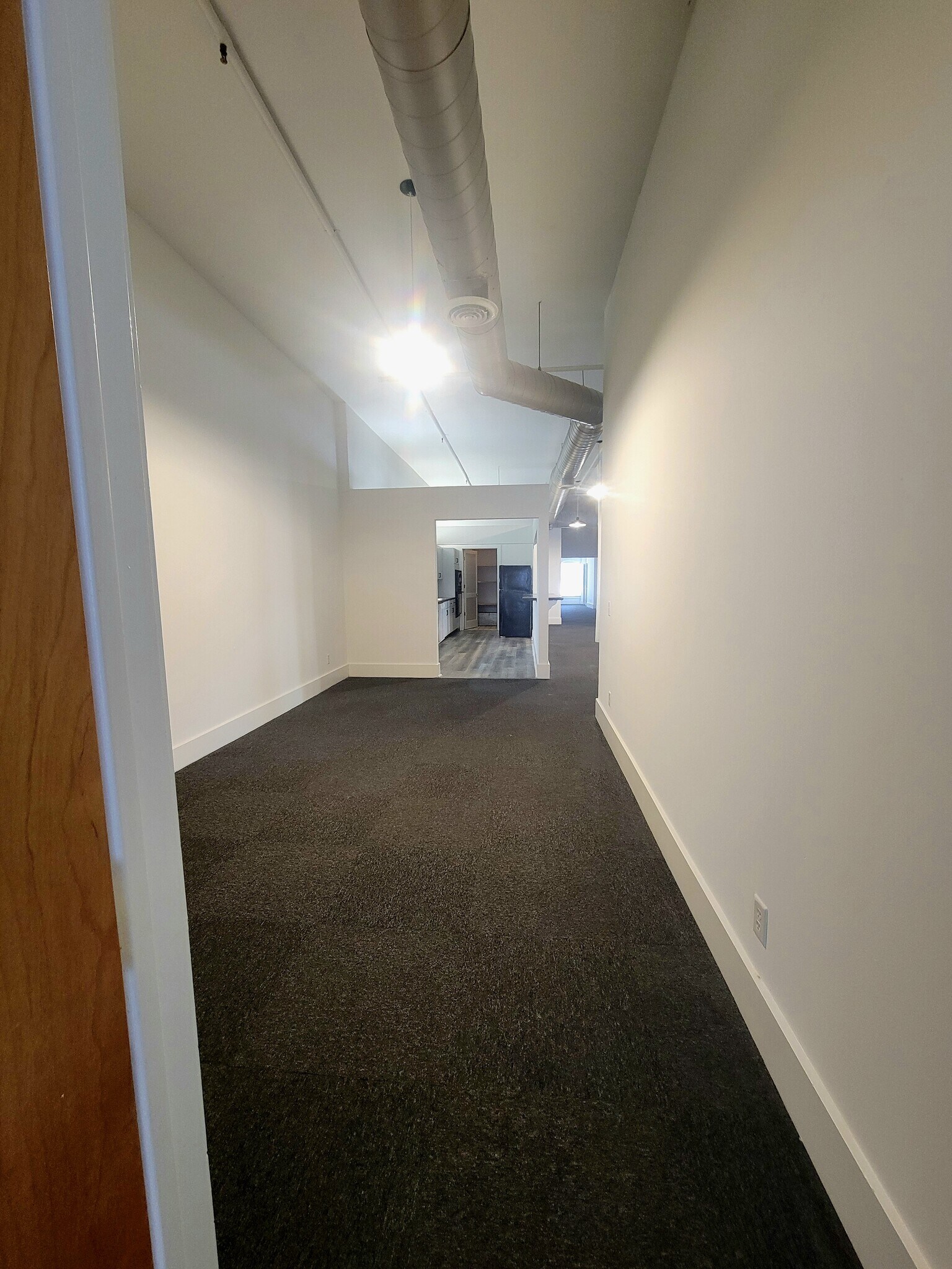 Building Photo - 122 N 3rd St